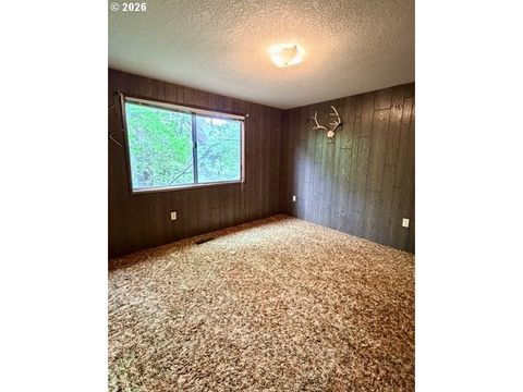 Tiny photo for 32424 Camas Swale Rd, Creswell, OR 97426 (MLS # 656208812)