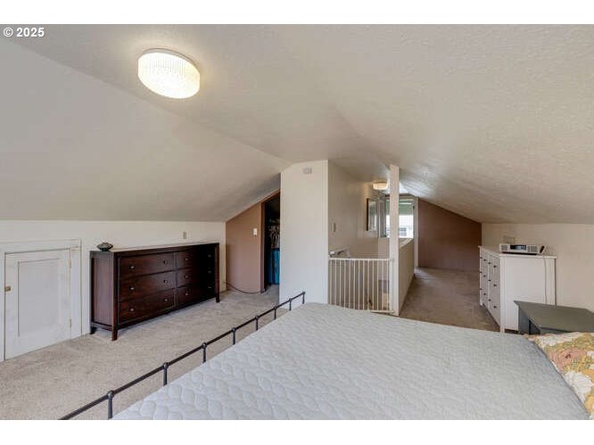 Newberg, Oregon 97132, United States, 4 Bedrooms Bedrooms, ,2 BathroomsBathrooms,Residential,Active,151557