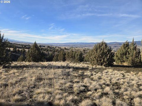 Laycock Creek Rd. Mount Vernon OR 97865