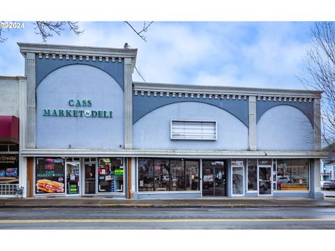 831 SE CASS AVE Roseburg OR 97470