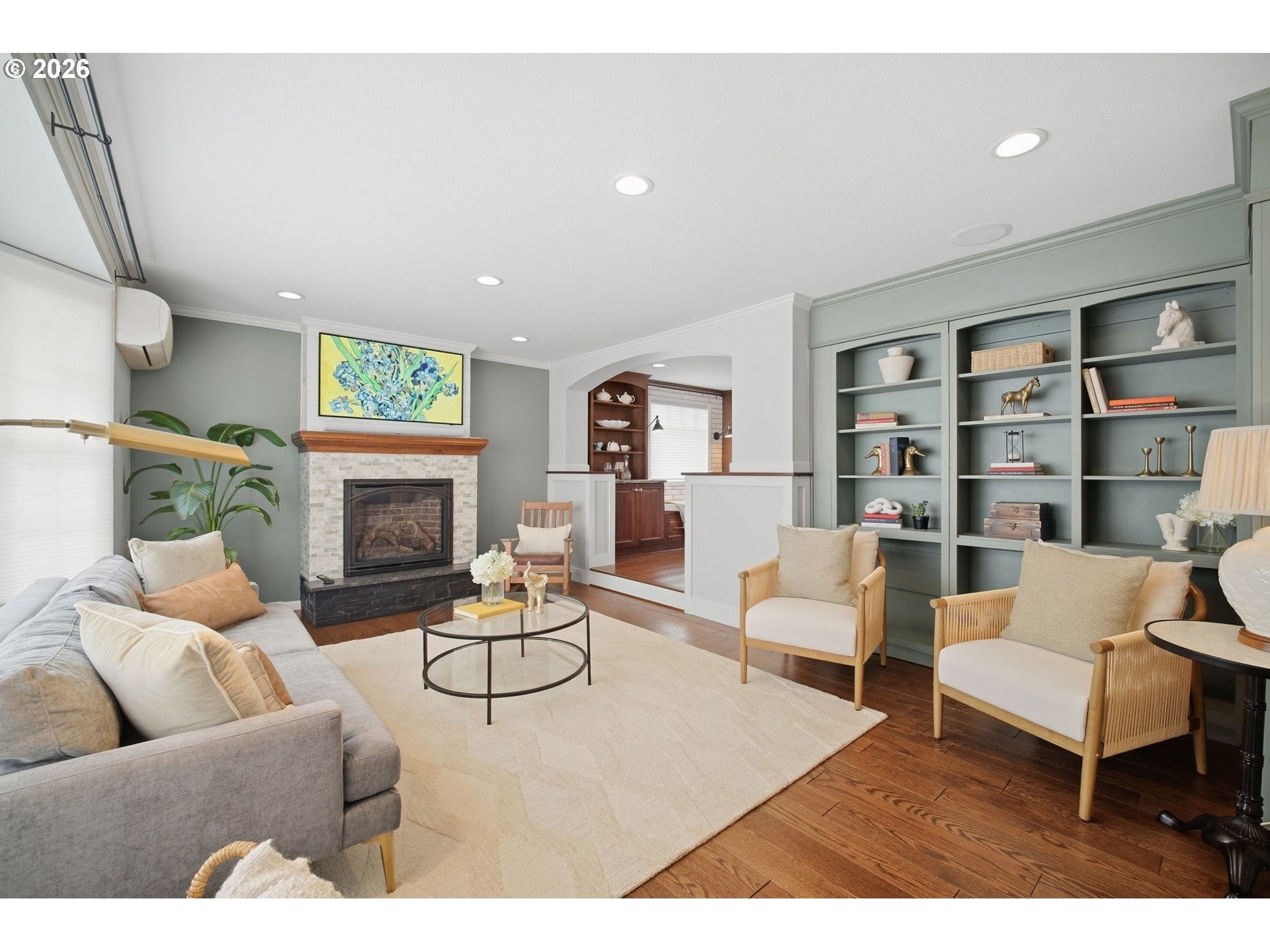 1375 FLINTRIDGE AVE