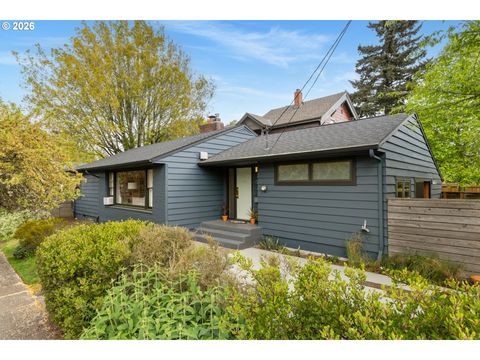 626 SE 42ND AVE Portland OR 97215