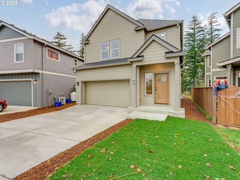 A home in Cascade Locks