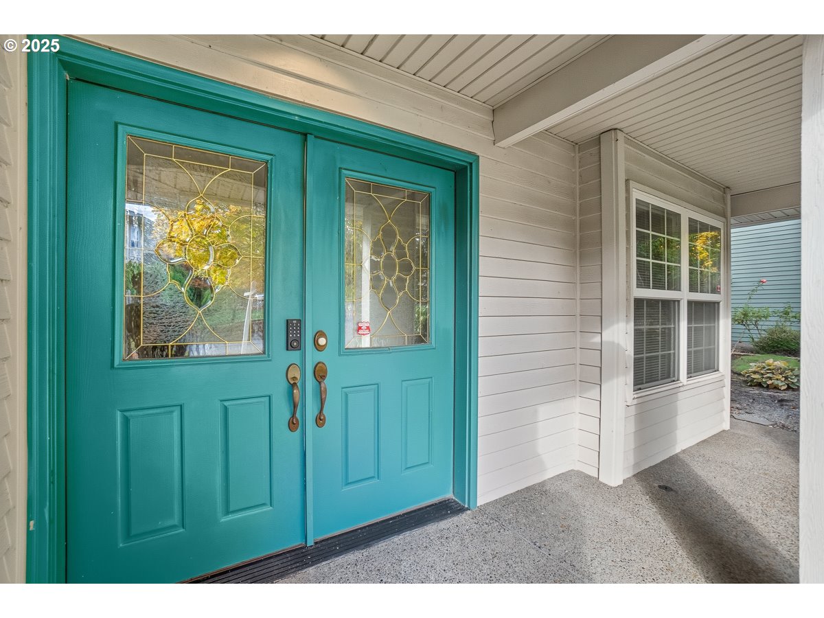 3379 NW BANFF DR