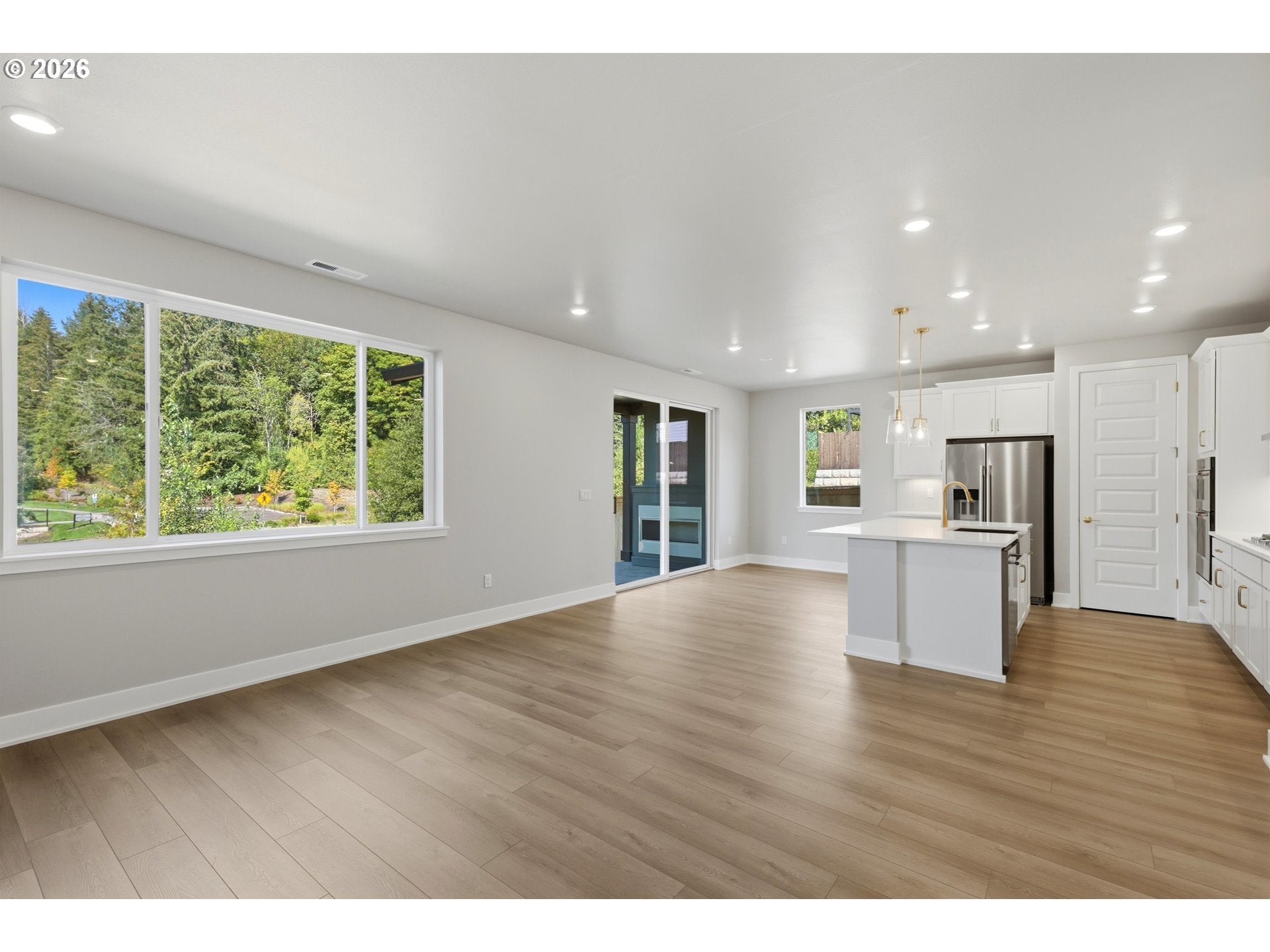 15915 SW Bluewater TER
