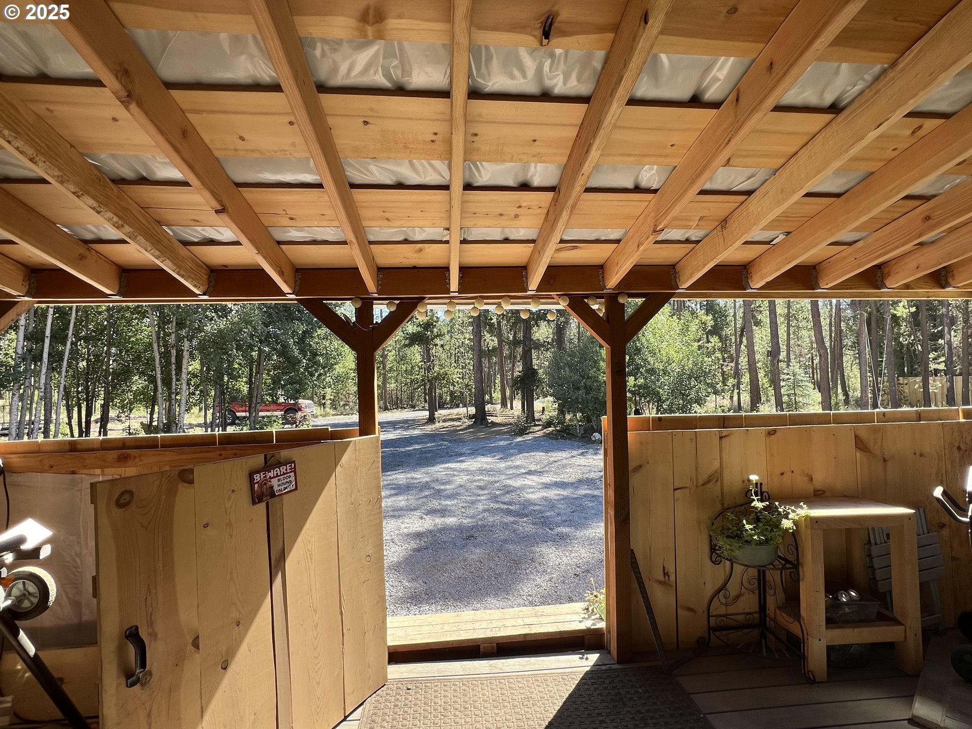 136442 E FRIENDLY LN