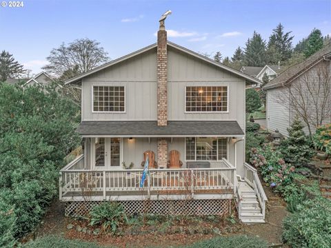 A home in Yachats