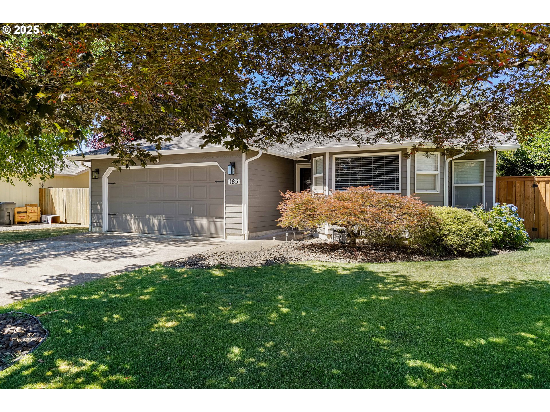 Dallas, Oregon 97338, United States, 3 Bedrooms Bedrooms, ,2 BathroomsBathrooms,Residential,Pending,171496