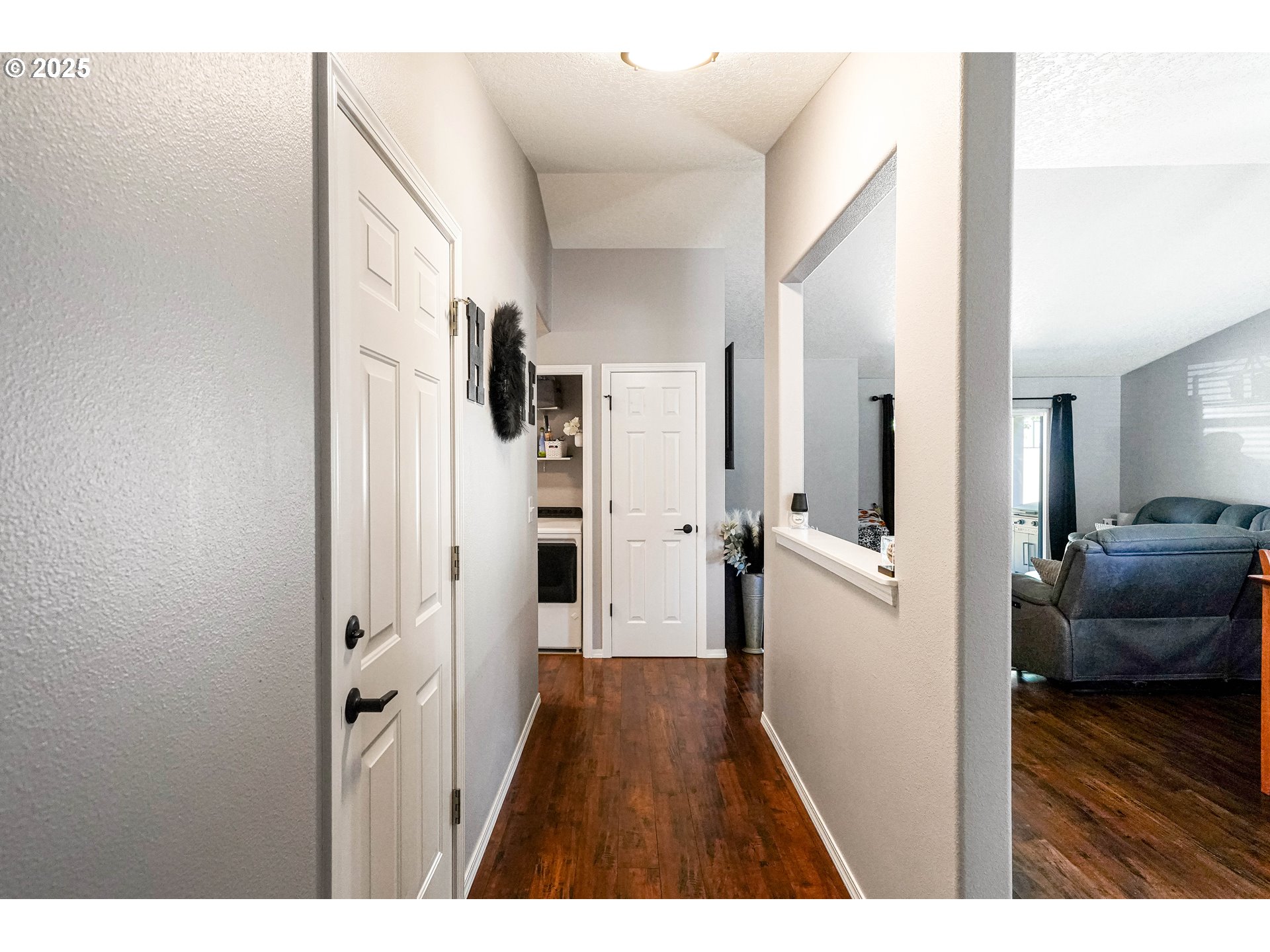 Dallas, Oregon 97338, United States, 3 Bedrooms Bedrooms, ,2 BathroomsBathrooms,Residential,Pending,171496