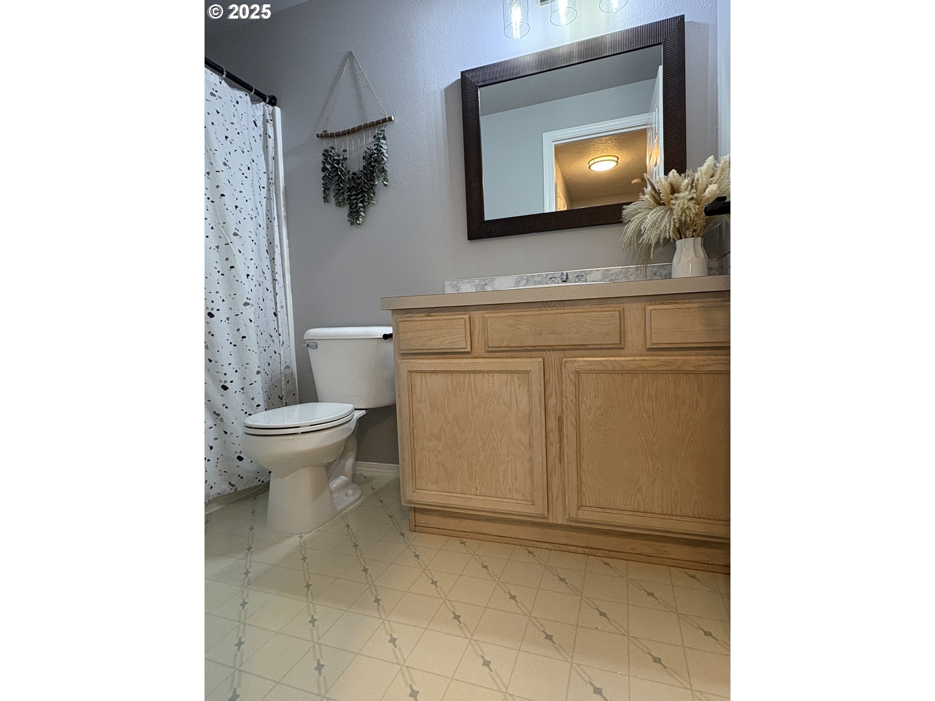 Dallas, Oregon 97338, United States, 3 Bedrooms Bedrooms, ,2 BathroomsBathrooms,Residential,Pending,171496