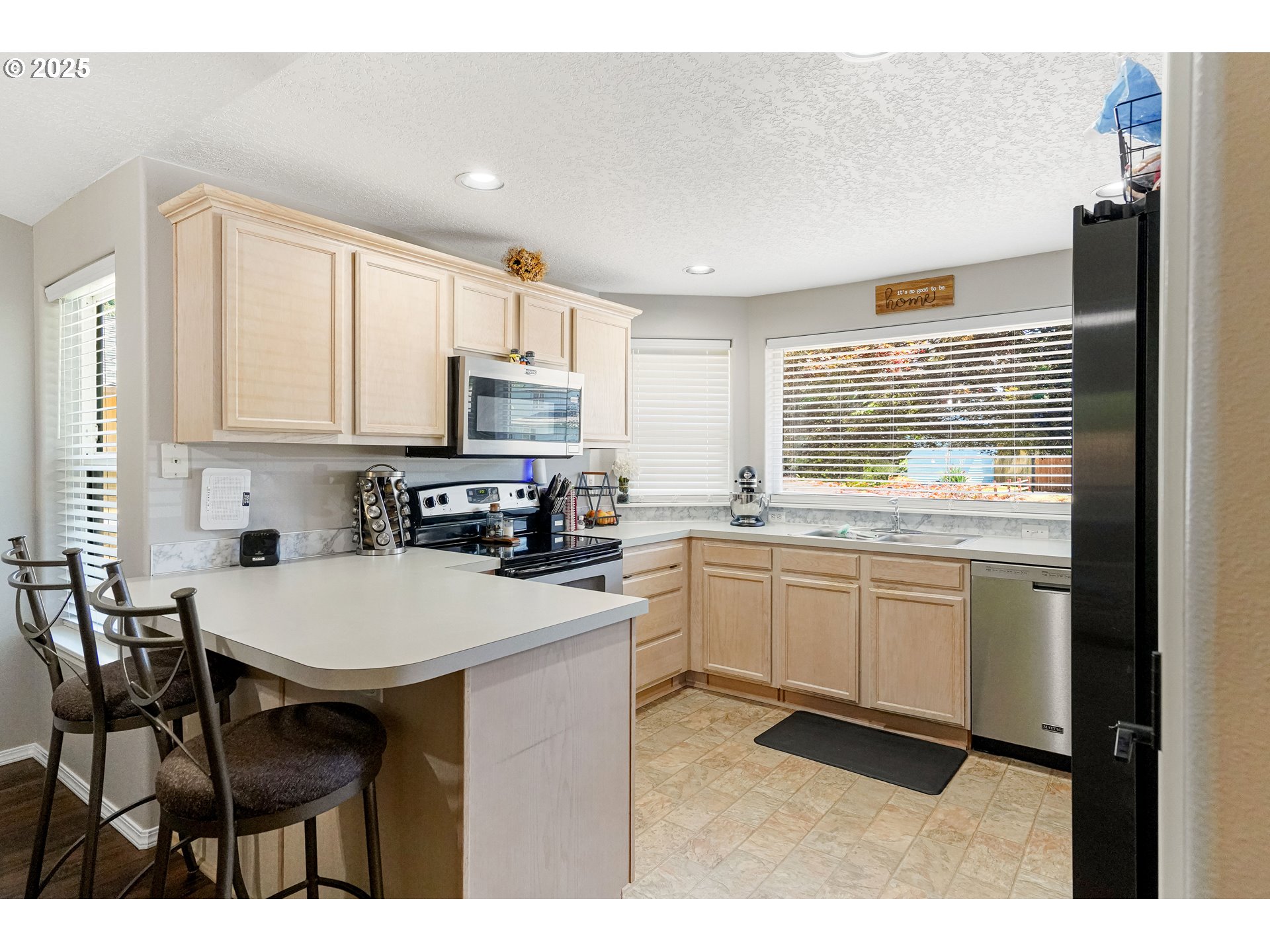 Dallas, Oregon 97338, United States, 3 Bedrooms Bedrooms, ,2 BathroomsBathrooms,Residential,Pending,171496