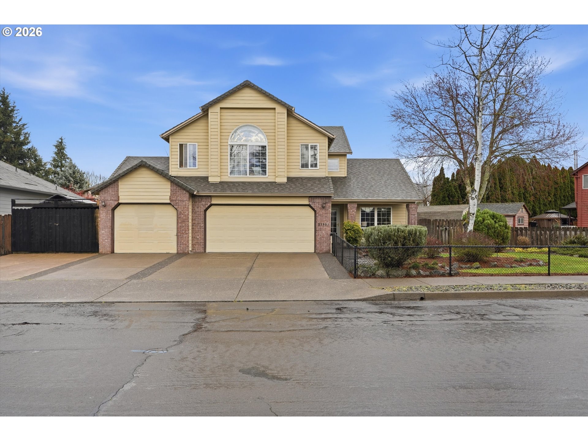 21903 NE SHAVER ST