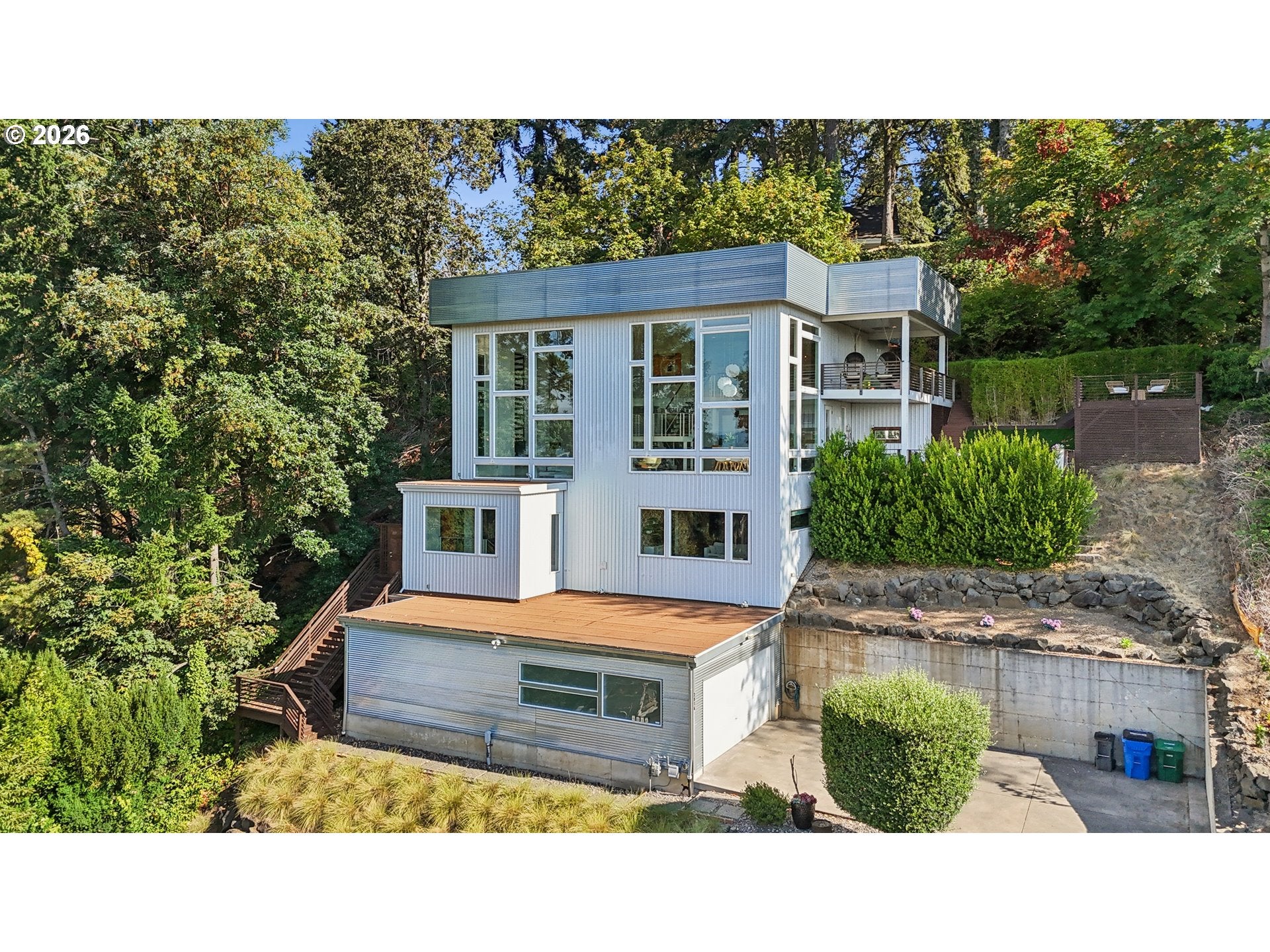 3816 EDGEWOOD DR