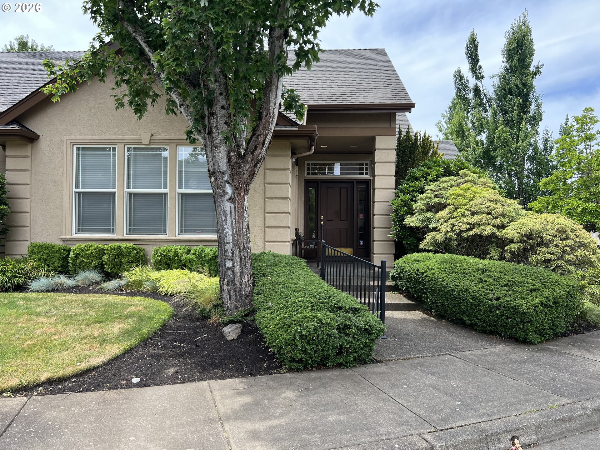 1243 DELROSE DR