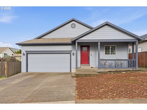 821 E HENRY RD Newberg OR 97132