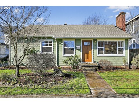 5617 SE 60TH AVE Portland OR 97206