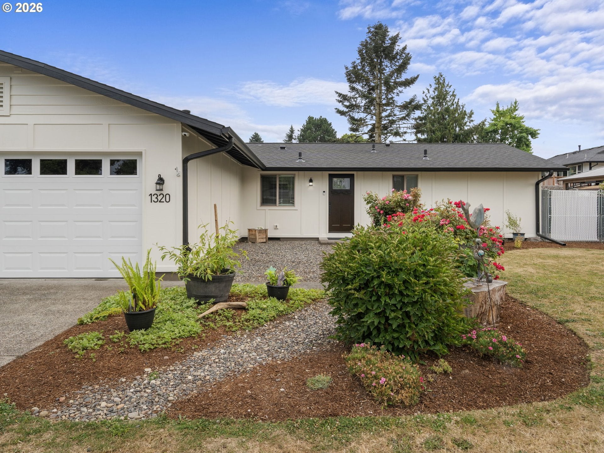 1320 NE 17TH ST