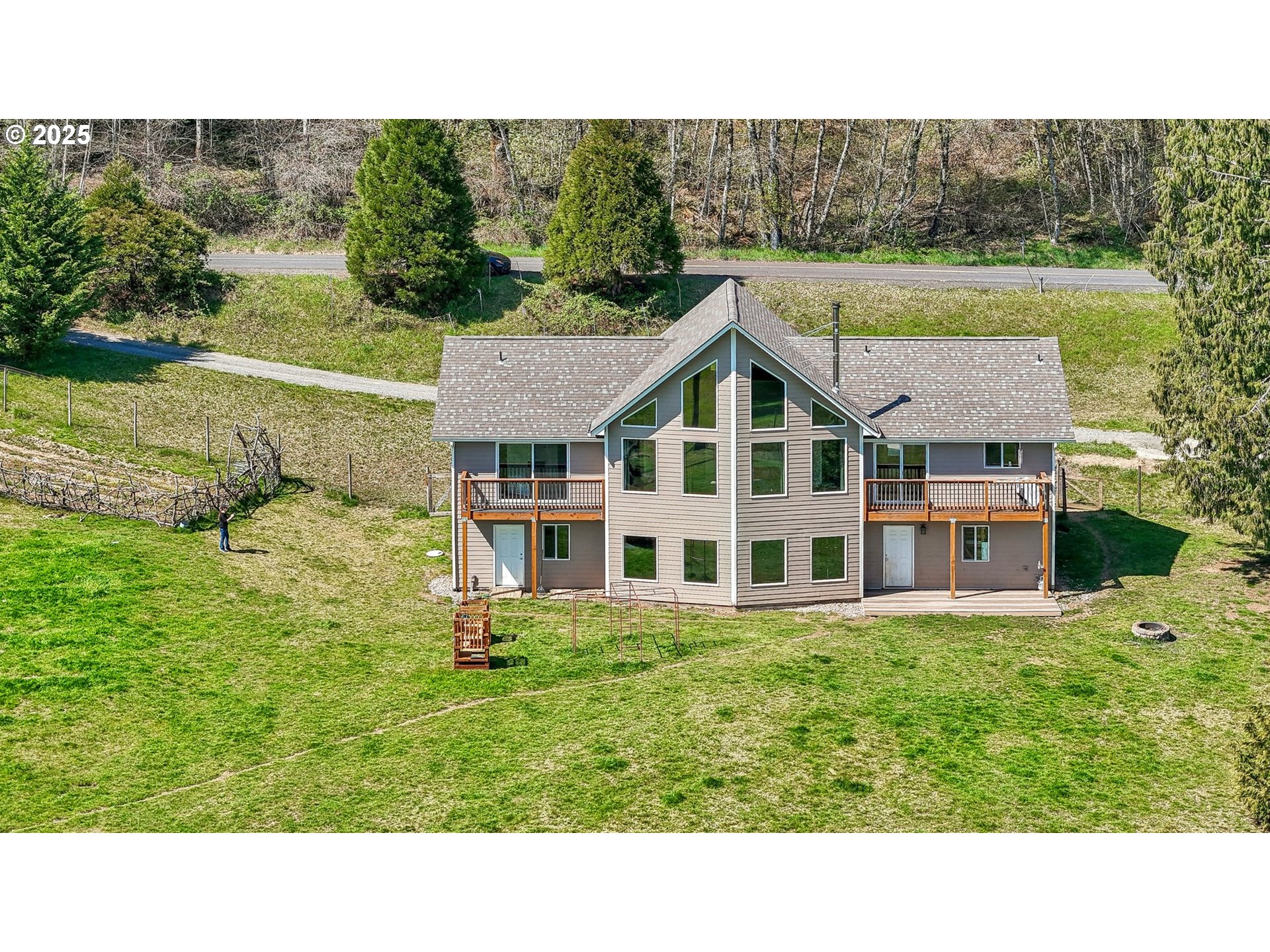 138 MARIAN LN