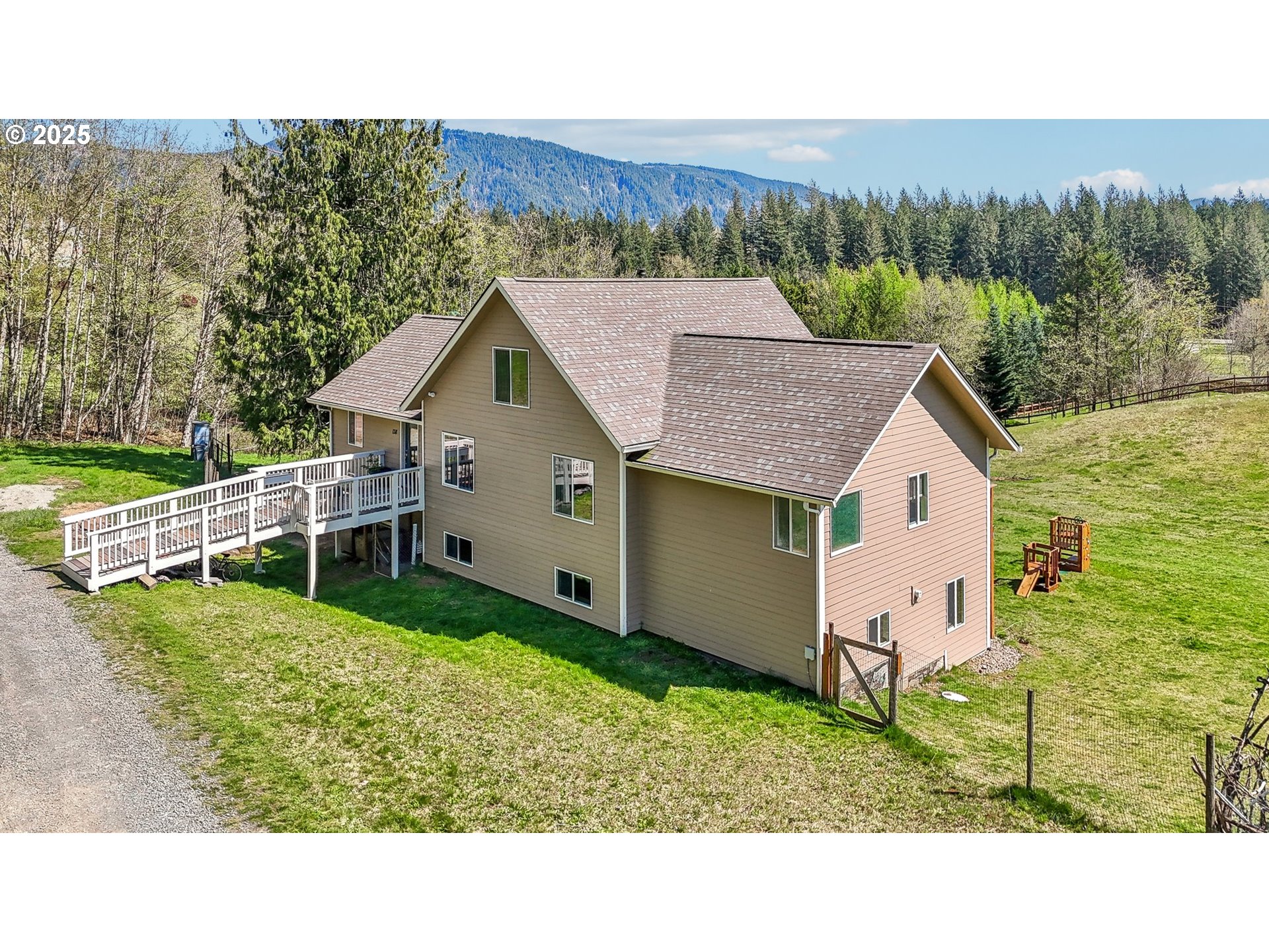 138 MARIAN LN