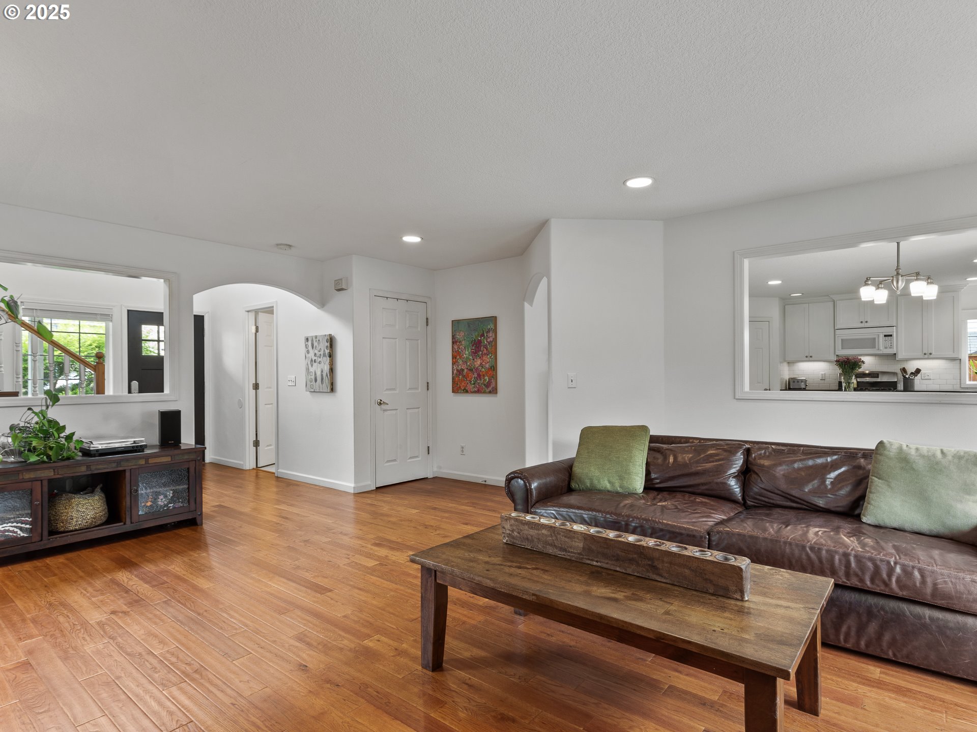 Vancouver, Washington 98683, United States, 4 Bedrooms Bedrooms, ,3 BathroomsBathrooms,Residential,Pending,161476