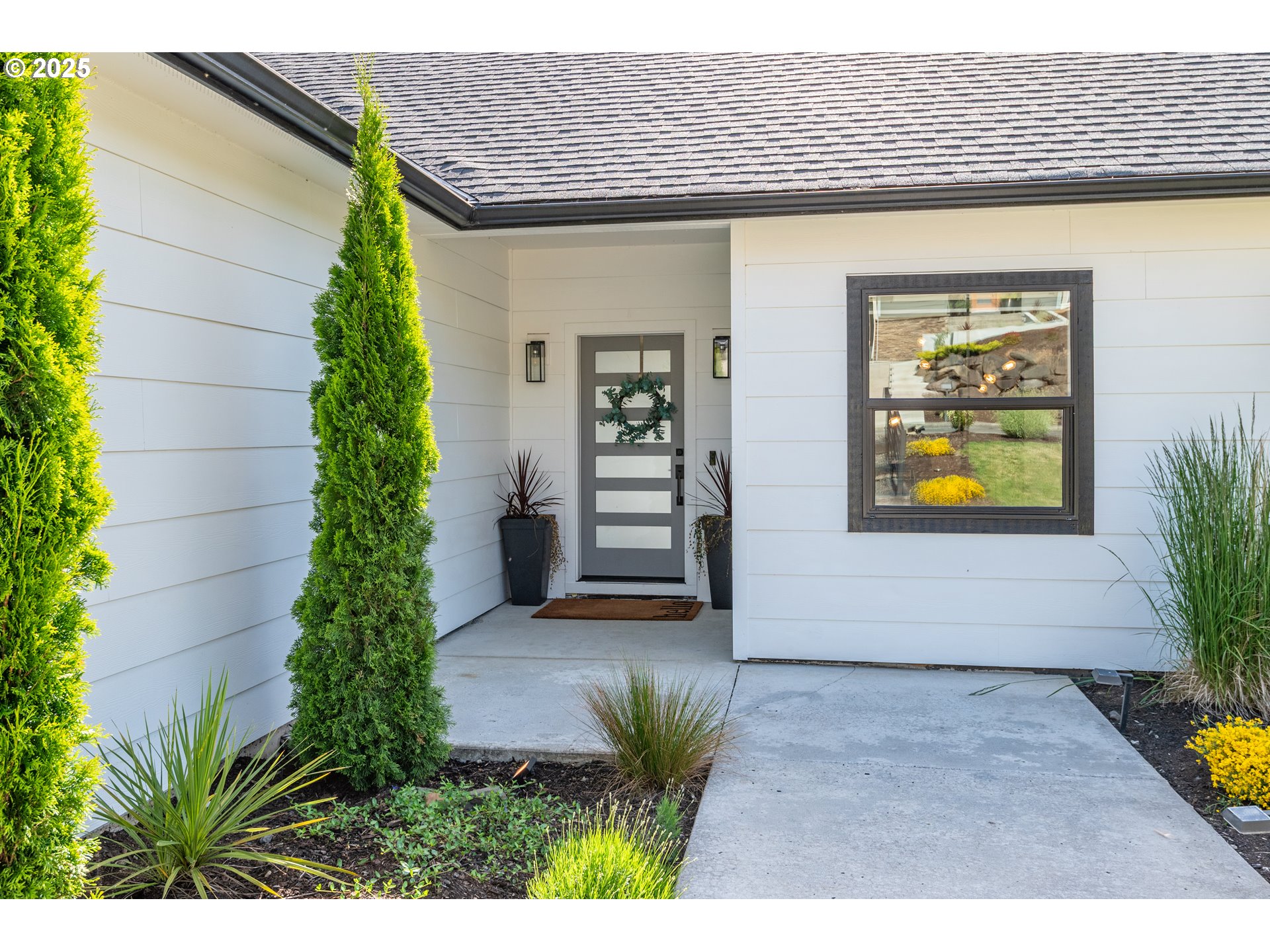 248 CURTIS DR