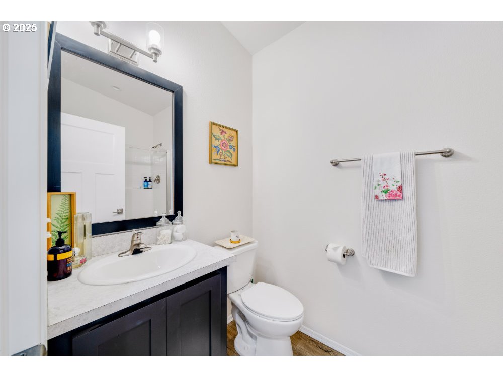 Bay City, Oregon 97107, United States, 2 Bedrooms Bedrooms, ,2 BathroomsBathrooms,Residential,Active,216612