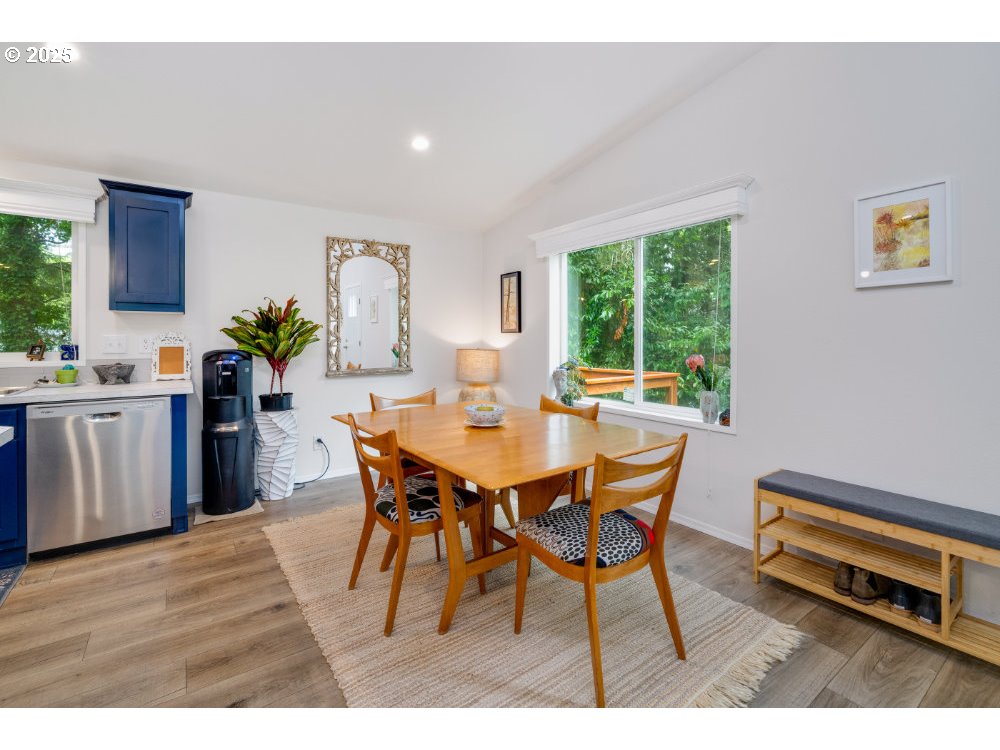 Bay City, Oregon 97107, United States, 2 Bedrooms Bedrooms, ,2 BathroomsBathrooms,Residential,Active,216612