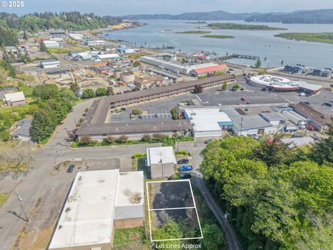 0 7th CT Coos Bay OR 97420