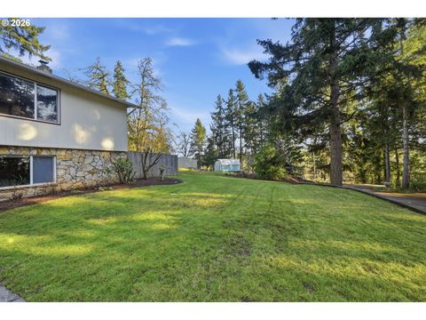 Tiny photo for 85217 Winding Way, Pleasant Hill, OR 97455 (MLS # 100601075)