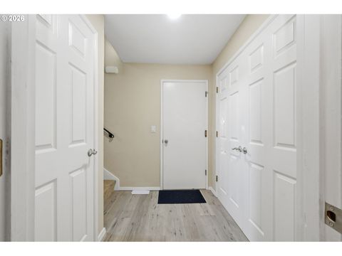 Tiny photo for 85217 Winding Way, Pleasant Hill, OR 97455 (MLS # 100601075)