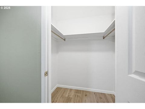 Tiny photo for 85217 Winding Way, Pleasant Hill, OR 97455 (MLS # 100601075)