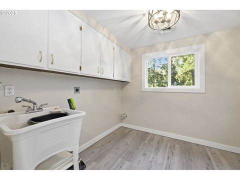 Tiny photo for 85217 Winding Way, Pleasant Hill, OR 97455 (MLS # 100601075)