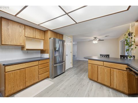 Tiny photo for 85217 Winding Way, Pleasant Hill, OR 97455 (MLS # 100601075)