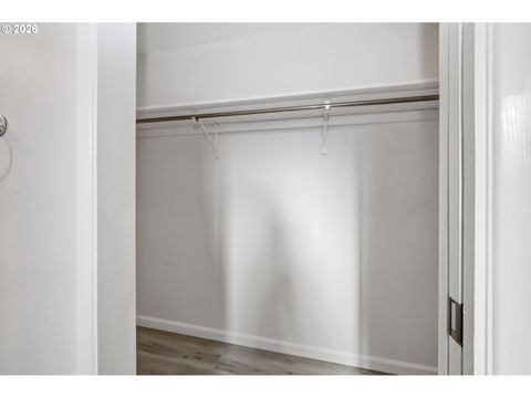 Tiny photo for 85217 Winding Way, Pleasant Hill, OR 97455 (MLS # 100601075)