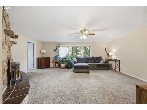Tiny photo for 85217 Winding Way, Pleasant Hill, OR 97455 (MLS # 100601075)