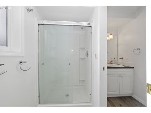 Tiny photo for 85217 Winding Way, Pleasant Hill, OR 97455 (MLS # 100601075)