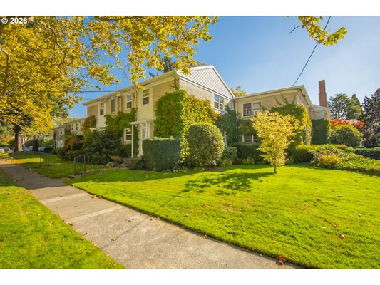 6810 NE HANCOCK ST, PORTLAND, OR 97213 - Image e920b9cfdc4338a2d0bb3bd759df8694/3229214094