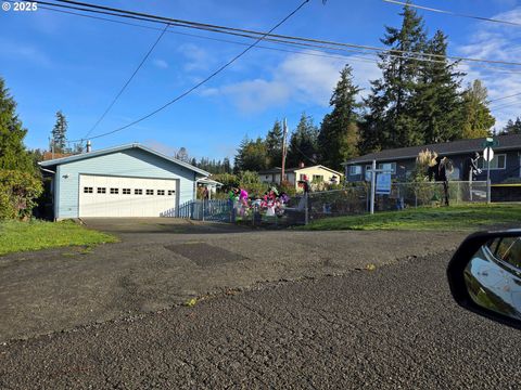 1783 VIEW ST Myrtle Point OR 97458