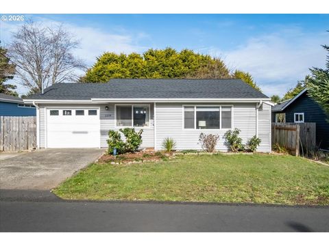 1109 SW 15TH ST Lincoln City OR 97367