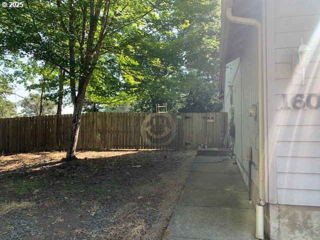 160/162 VICTORIA CT