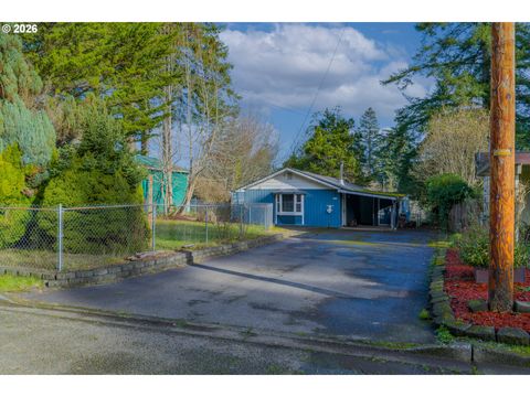 1594 N HEMLOCK ST Coquille OR 97423