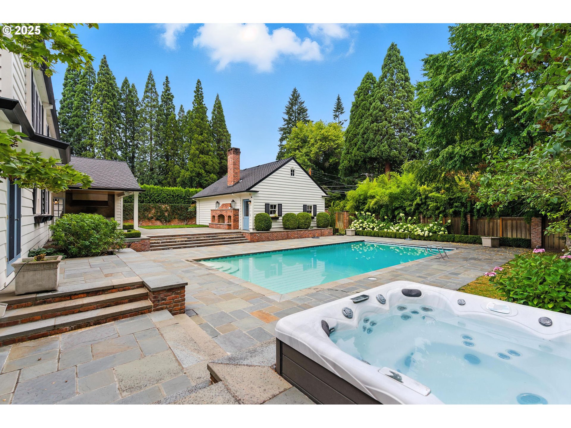 3860 SW 75th AVE