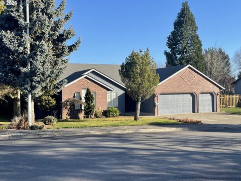 1843 NW 29TH CIR Camas WA 98607