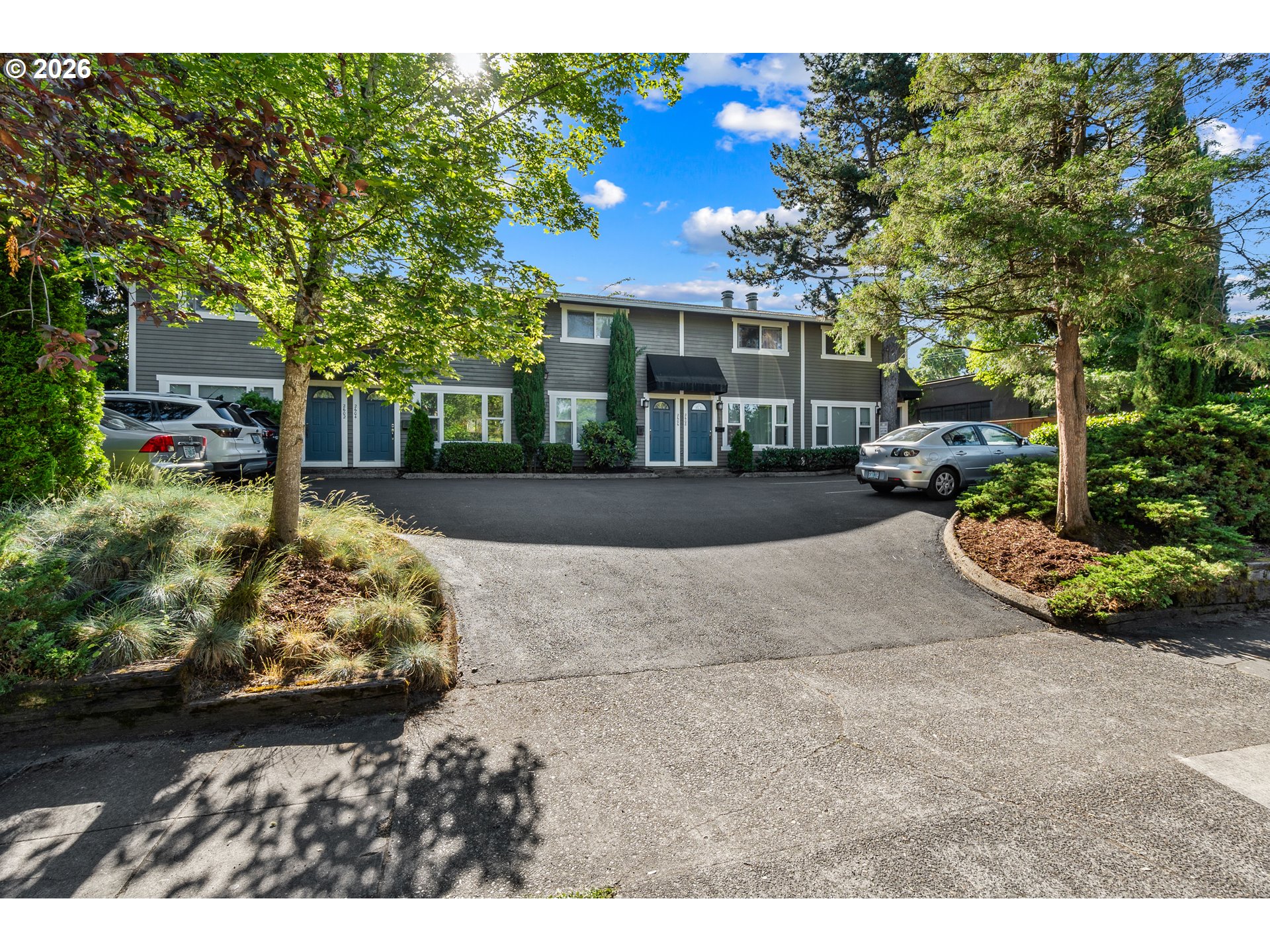 2602 SE 25TH AVE