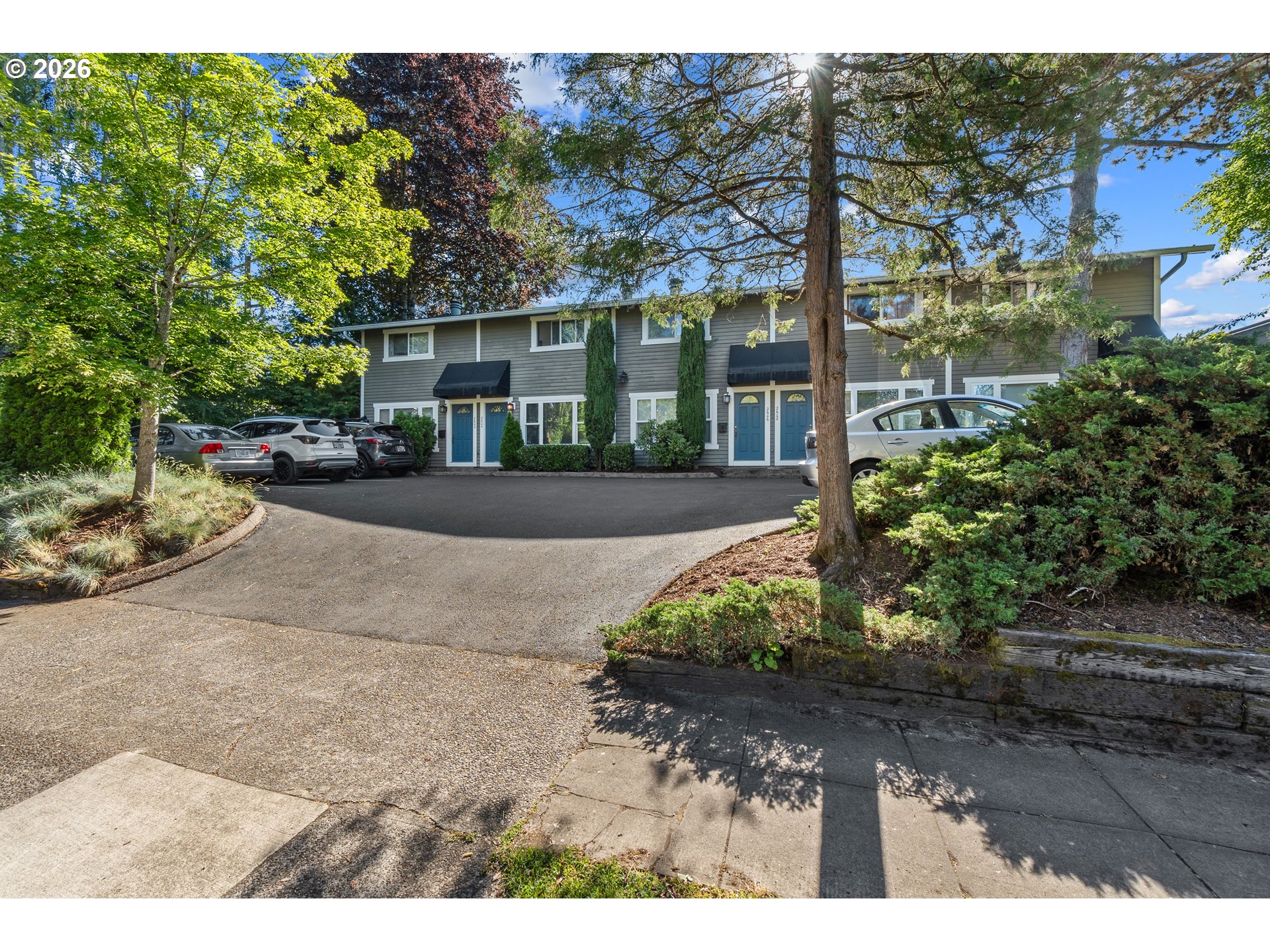 2602 SE 25TH AVE