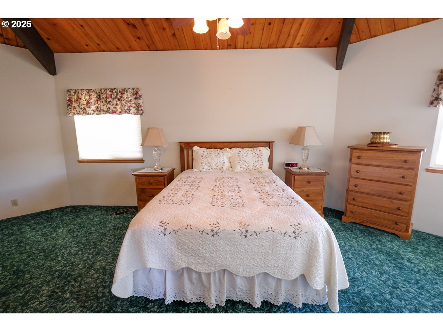 Garibaldi, Oregon 97118, United States, 2 Bedrooms Bedrooms, ,2 BathroomsBathrooms,Residential,Active,121496