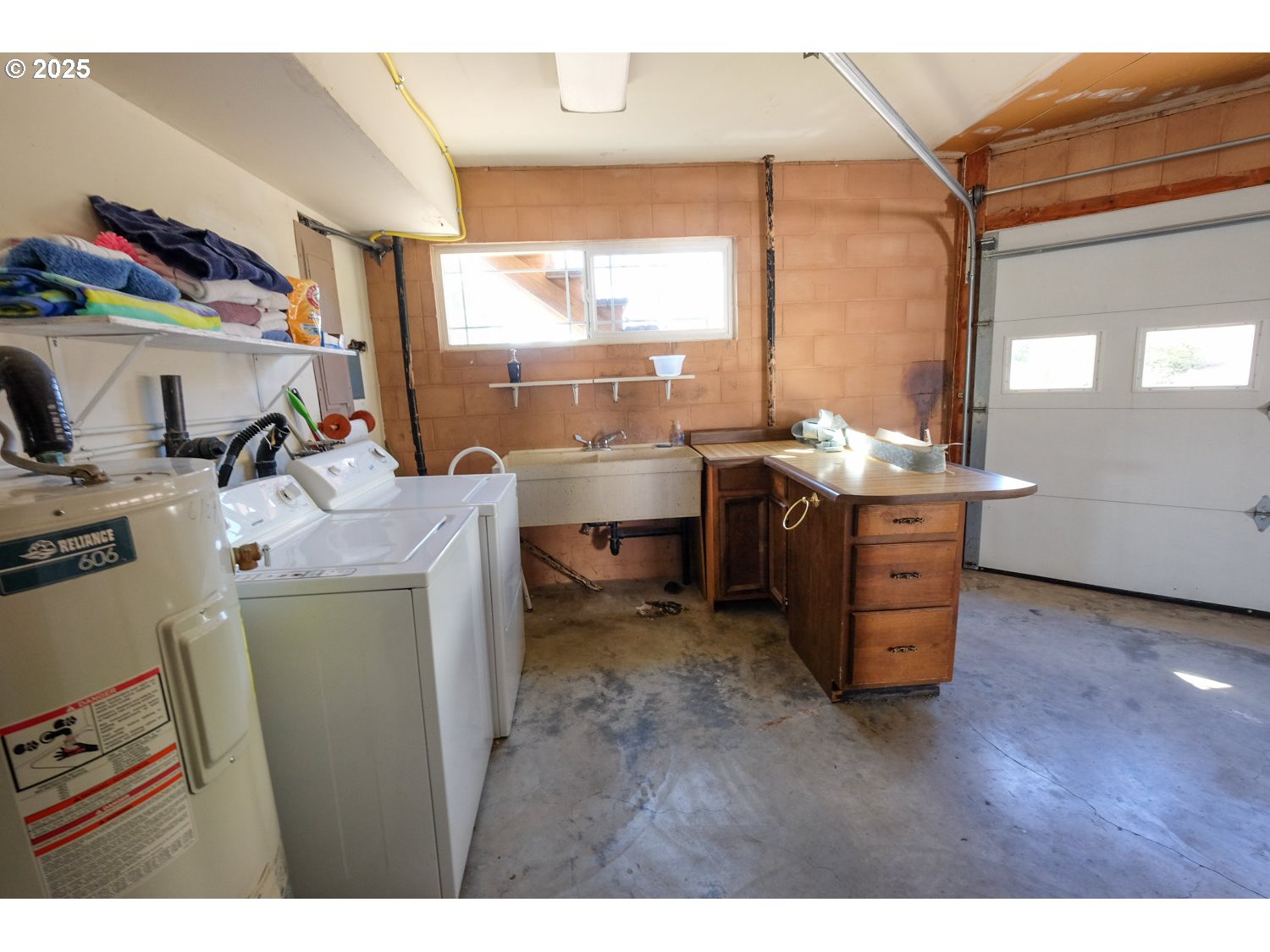 Garibaldi, Oregon 97118, United States, 2 Bedrooms Bedrooms, ,2 BathroomsBathrooms,Residential,Active,121496