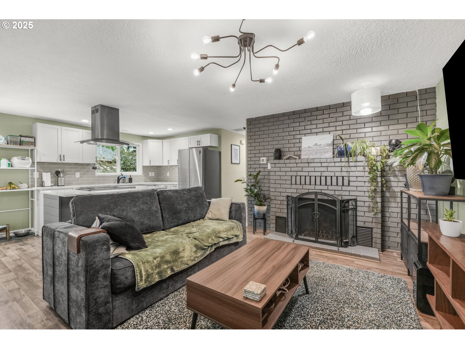 9028 N CHAUTAUQUA PL