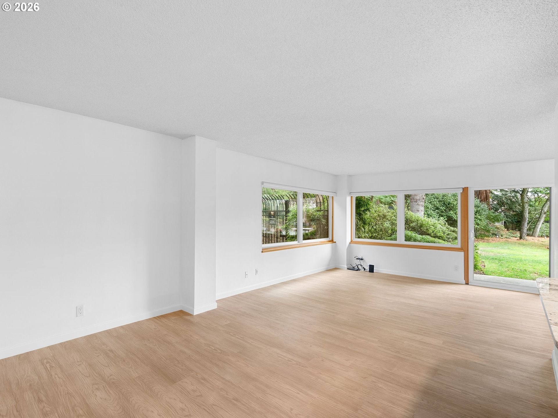 2393 SW PARK PL 112
