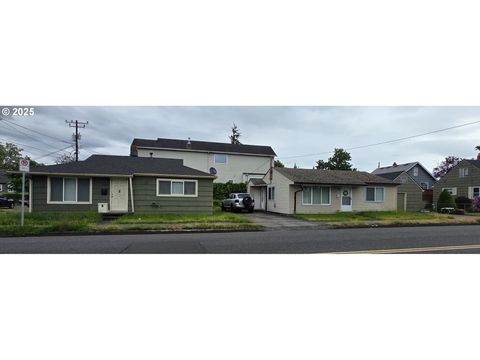 8024 NE FREMONT ST Portland OR 97213